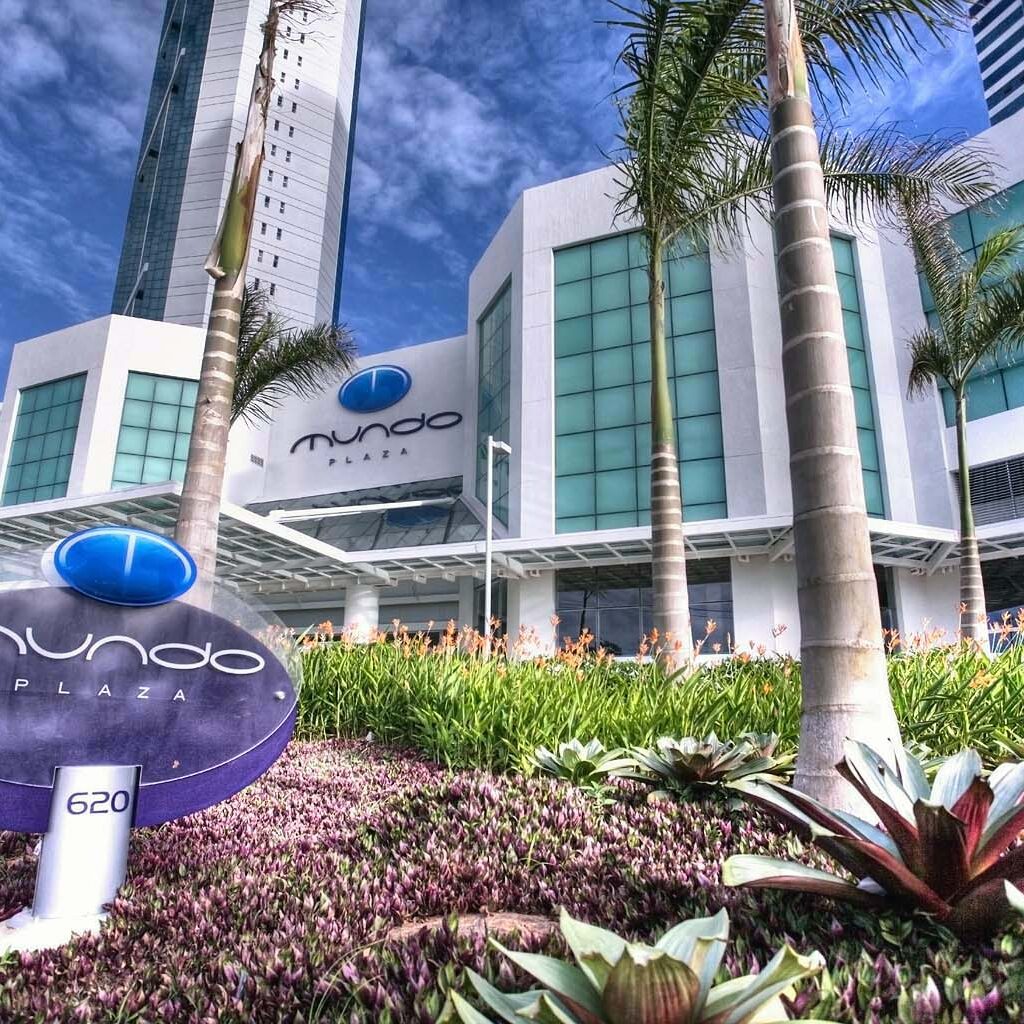 mundo-plaza